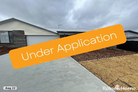 8 Evangelista St, Goulburn, NSW 2580