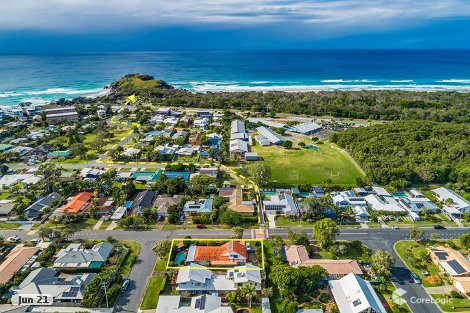 2 Poinciana Ave, Bogangar, NSW 2488