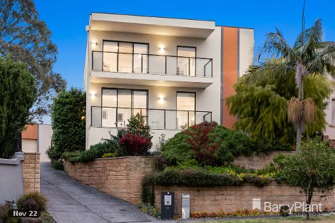 17 Tom Begg Ct, Wheelers Hill, VIC 3150