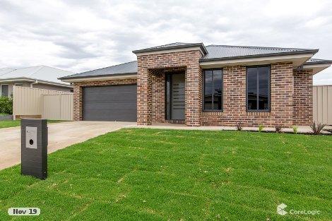 4 Cunjegong Loop, Gobbagombalin, NSW 2650