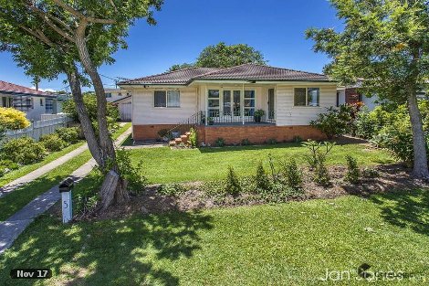 5 Tainton St, Clontarf, QLD 4019