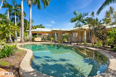 2 Turtle Cl, Clifton Beach, QLD 4879