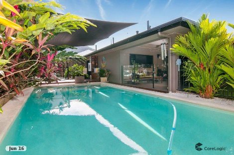 42 Savannah St, Palm Cove, QLD 4879