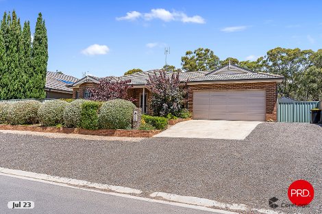 15 Edmarna Way, Maiden Gully, VIC 3551