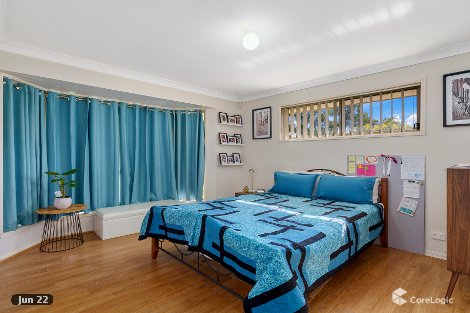 32 Chatfield St, Edens Landing, QLD 4207