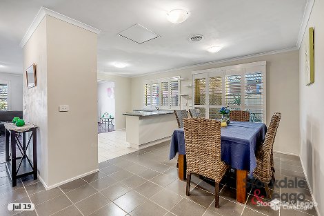 13 Emerald Cct, Craigieburn, VIC 3064