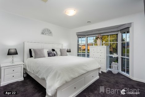 13 Chelmsford Pl, Seabrook, VIC 3028