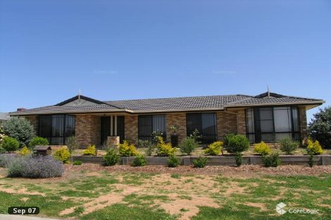 3 Kurrajong Ct, Meringandan West, QLD 4352