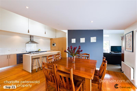 24 Keith White Cres, Mount Stuart, TAS 7000