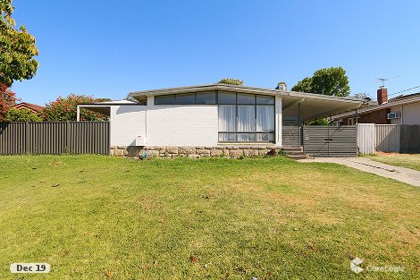 30 Lester Dr, Thornlie, WA 6108