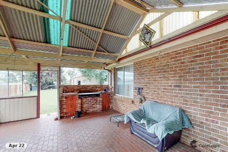 7 Mcintosh St, The Oaks, NSW 2570