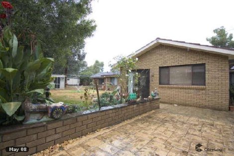 8 Barraclough Cres, Monash, ACT 2904