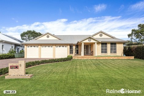 8 Appleberry Cl, Bomaderry, NSW 2541