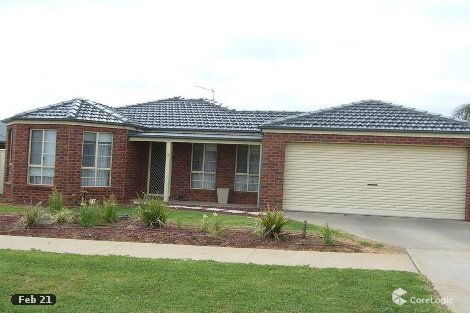 2 Mary Ct, Robinvale, VIC 3549