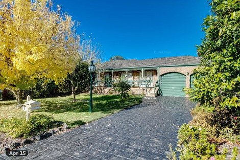 4 Netherplace Dr, Frankston, VIC 3199