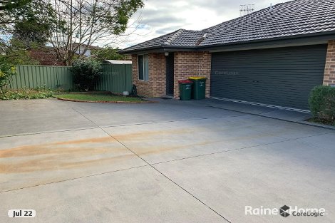 4/6 Waroo Pl, Bomaderry, NSW 2541