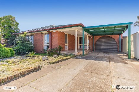 19 Childs St, Melton South, VIC 3338