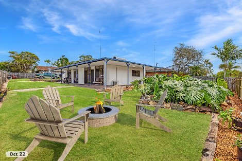 2 Fairway Dr, Tewantin, QLD 4565