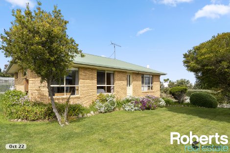 7 Oyster Bay Ct, Coles Bay, TAS 7215