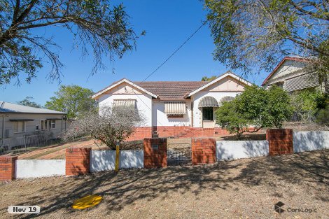 40 Hamilton St, Booval, QLD 4304