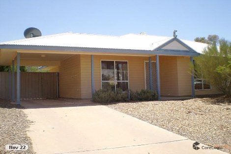 9/11 Pine Cres, Roxby Downs, SA 5725