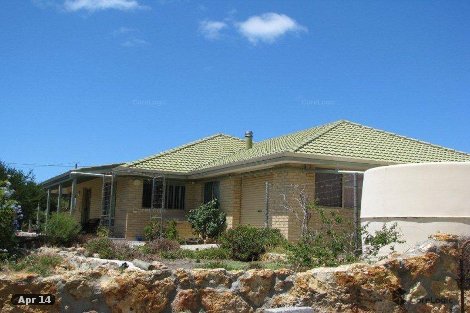 8 Qualup Ct, Bremer Bay, WA 6338