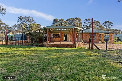 69 Hillcrest Rd, Maiden Gully, VIC 3551