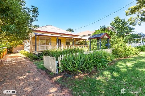 7 Moloney St, North Toowoomba, QLD 4350