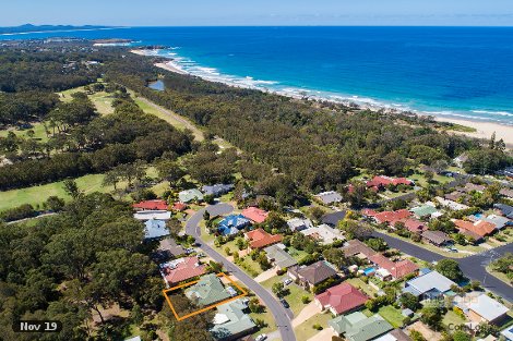 7 Ocean Links Cl, Safety Beach, NSW 2456