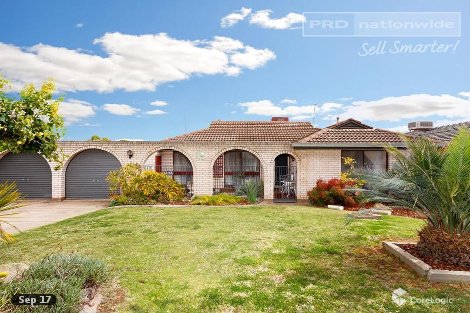 4 Cobb St, Tolland, NSW 2650