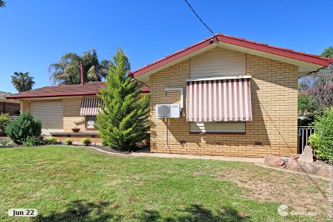 93 Raye St, Tolland, NSW 2650