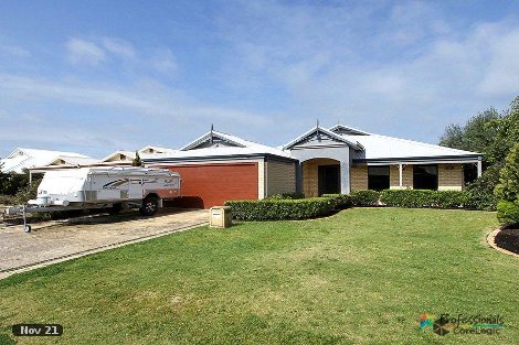 32 Welara Cir, Henley Brook, WA 6055