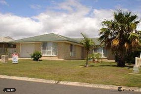 17 Ian Ave, Kawungan, QLD 4655