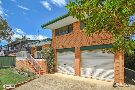 14 Warana Ave, Southport, QLD 4215