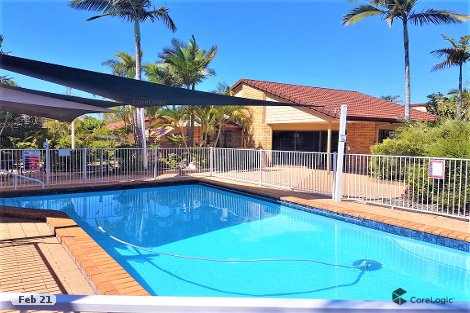 37 Saint Kevins Ave, Benowa, QLD 4217