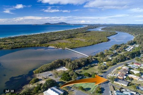 20 Marine Pde, Stuarts Point, NSW 2441