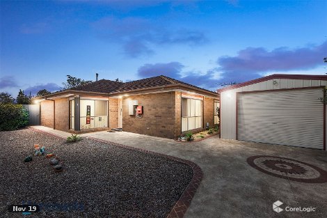 2/1 Nelson Ct, Melton South, VIC 3338