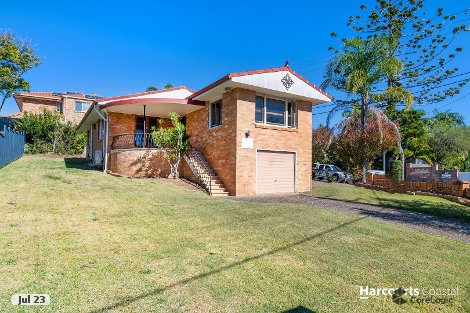 12 Penrock Pde, Labrador, QLD 4215