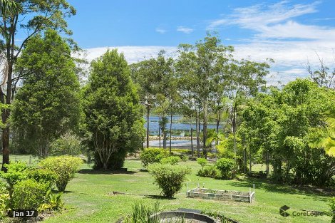 319 Connection Rd, Mooloolah Valley, QLD 4553