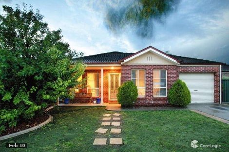 15 Elstead Way, Lake Gardens, VIC 3355