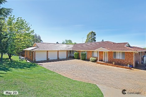 19 Caernarvon Cl, Kirkham, NSW 2570