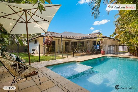 18 Kinglet St, Burleigh Waters, QLD 4220