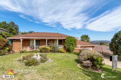 28 Mccoullough Dr, Tolland, NSW 2650