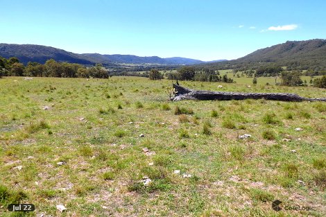 162 Lambs Valley Rd, Lambs Valley, NSW 2335