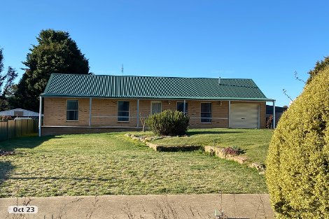 17 Scotia Ave, Oberon, NSW 2787