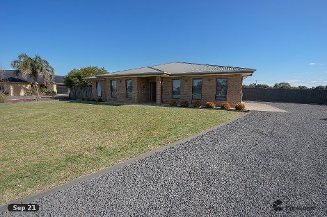 12 Graemar Dr, Swan Hill, VIC 3585