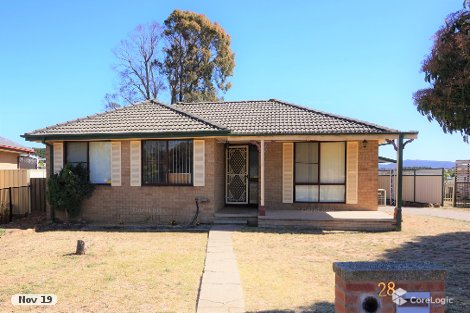 28 Gourock Ave, Goulburn, NSW 2580