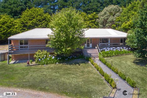 261 Harpers Rd, Woodend, VIC 3442