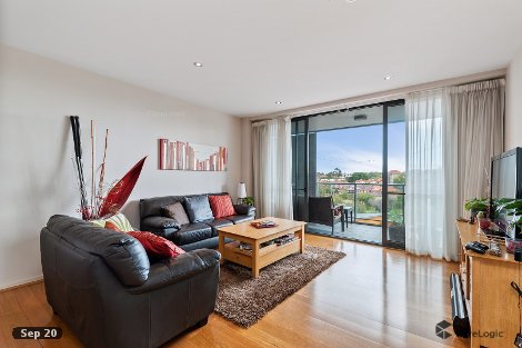 61/8 Hordern St, Victoria Park, WA 6100