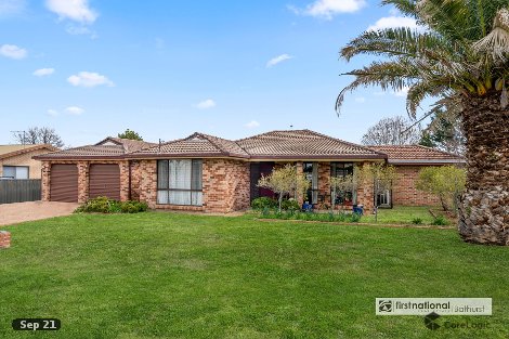 9 Lamont Pl, Eglinton, NSW 2795